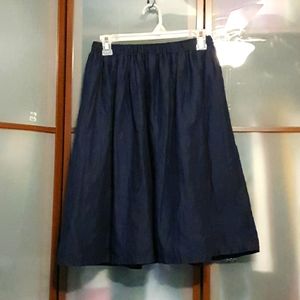 Navy blue elastic knee-length skirt